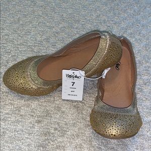 Mossimo gold ballet flats